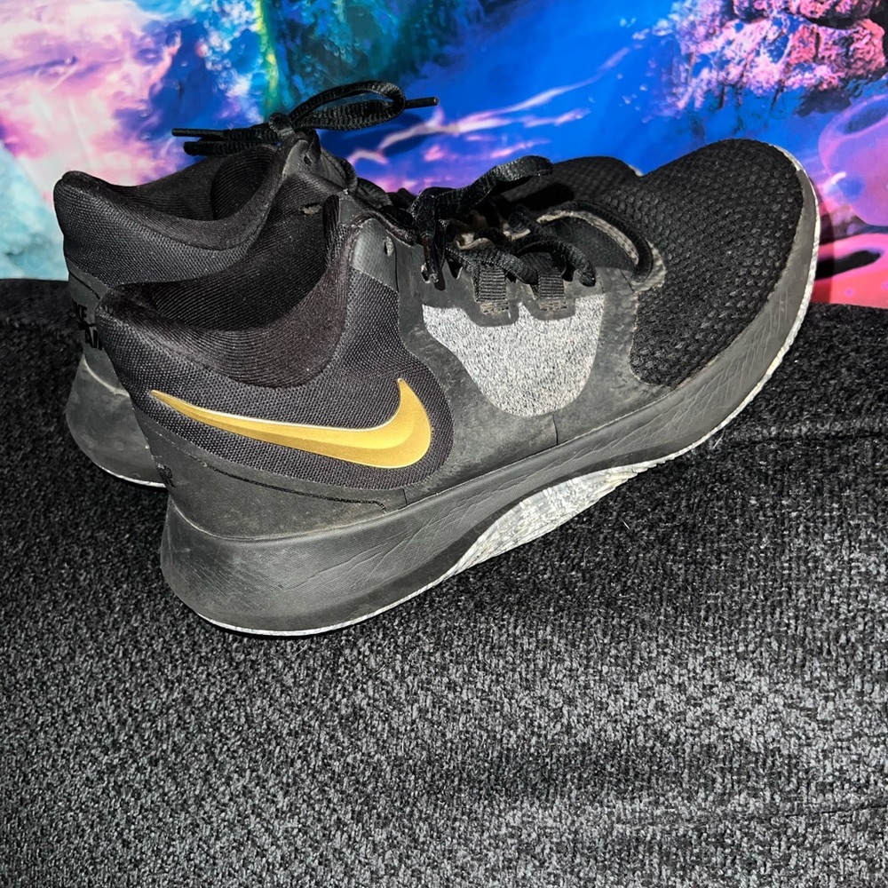 Men’s Nike sneakers